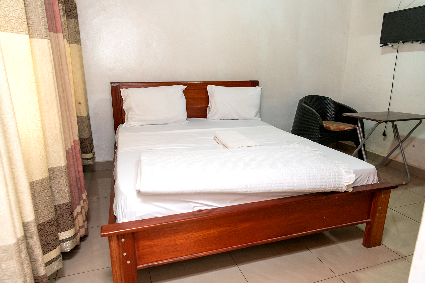 Double room budget hotel near Amahoro Stadium