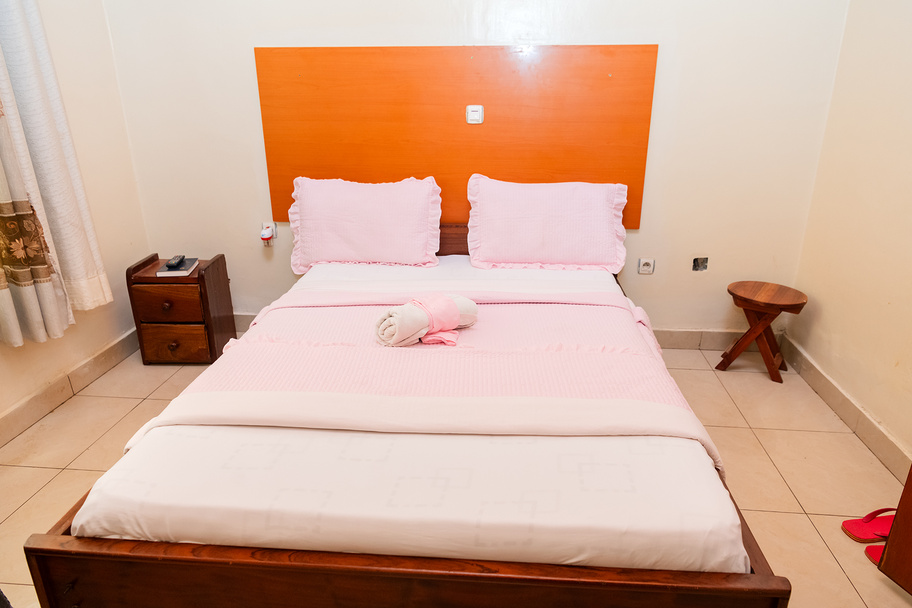 Comfortable room near Kigali airport - HotelTech Rwanda