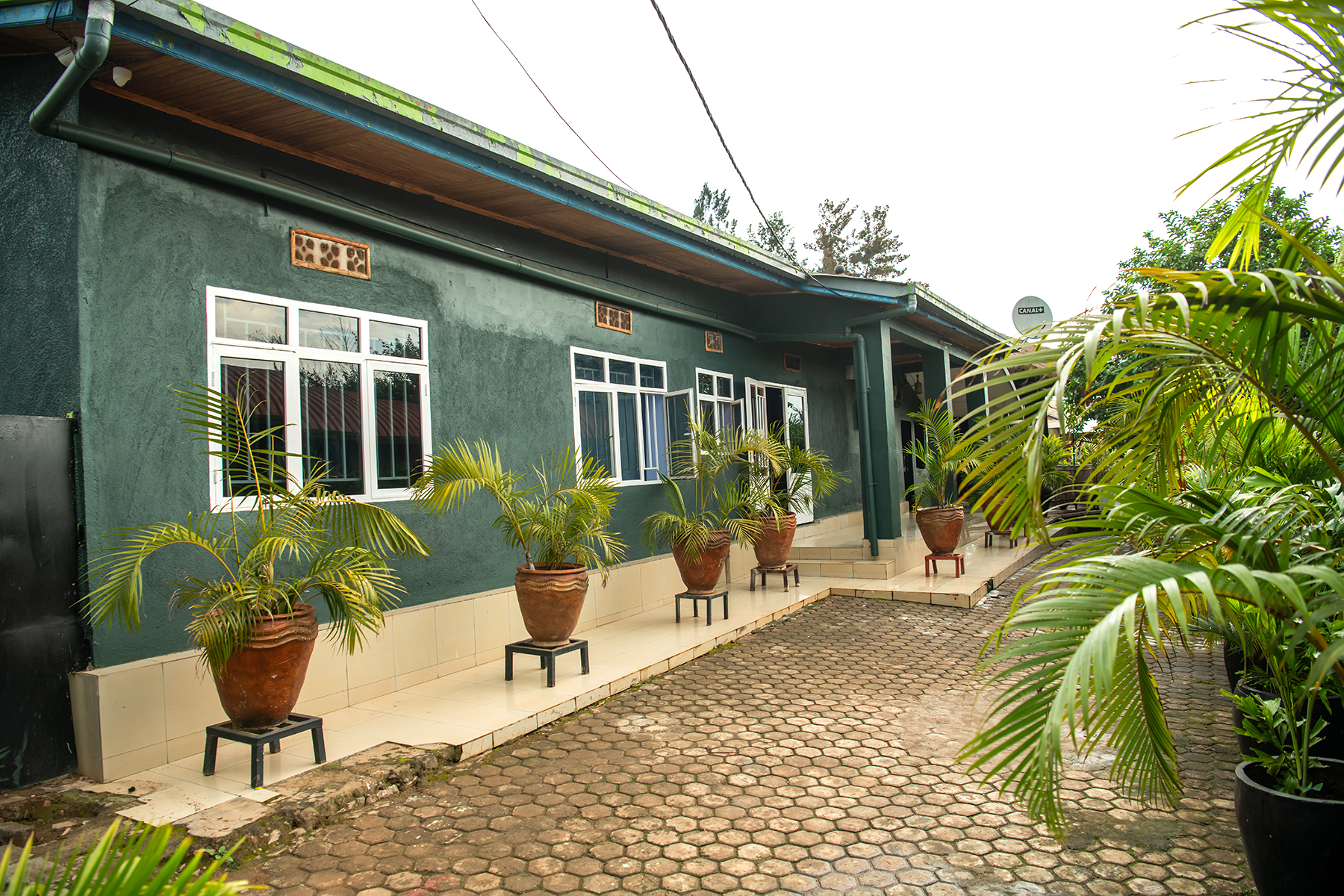 Kigali neighborhood near airport budget hotels